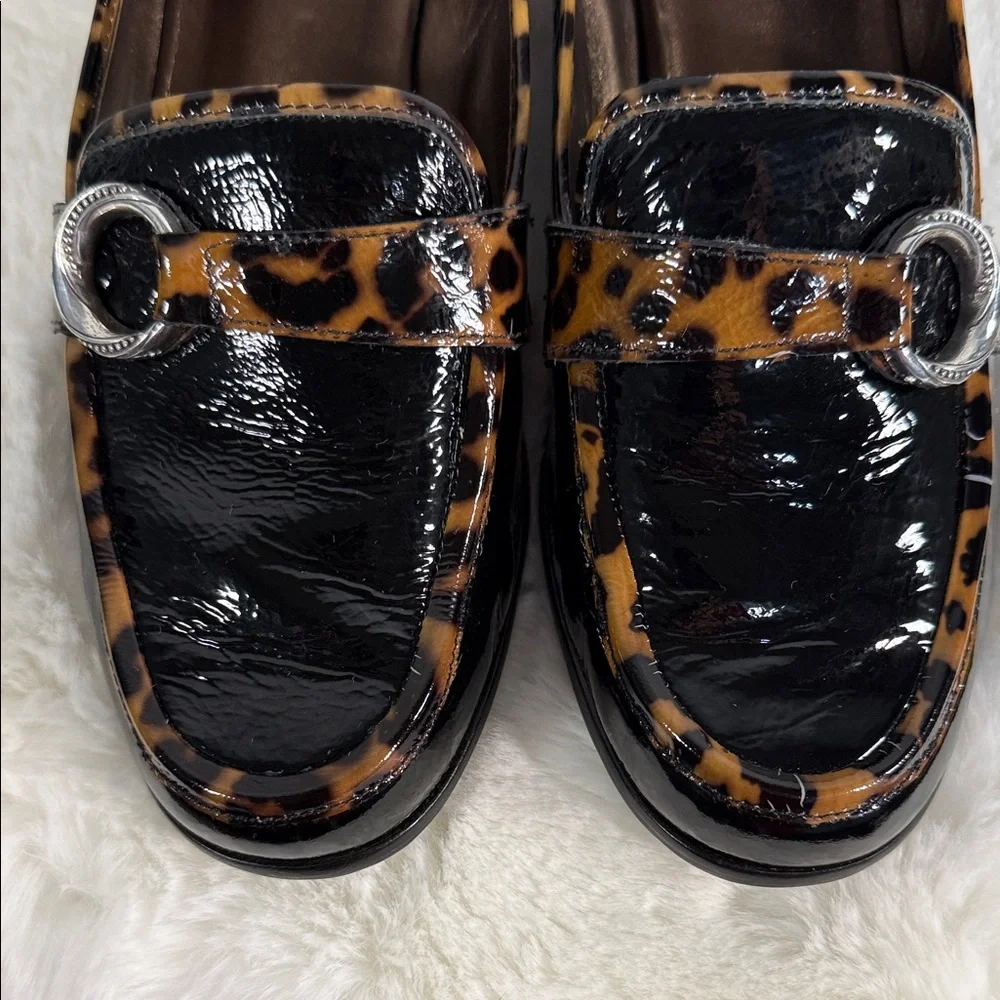 Brighton Actor patent leather loafers in‎ black with leopard print trim EUC